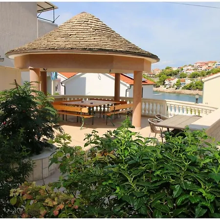 Apartments Marica Bilo 普利莫顿