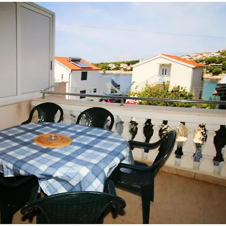 Apartments Marica Bilo