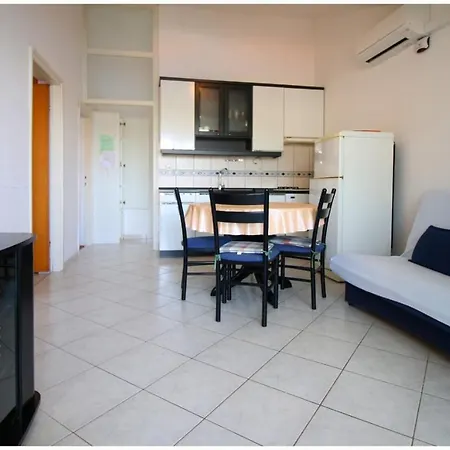 Apartments Marica Bilo *