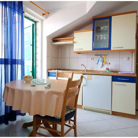 Apartments Marica Bilo 公寓
