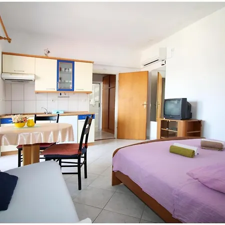 Apartments Marica Bilo 公寓 *